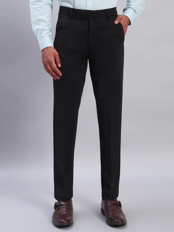 BLACK TRUE CLASSIC STRAIGHT
